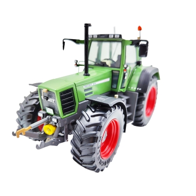 1:32 Fendt Favorit 816