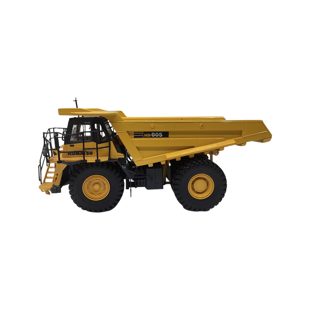 1:50 Komatsu HD605